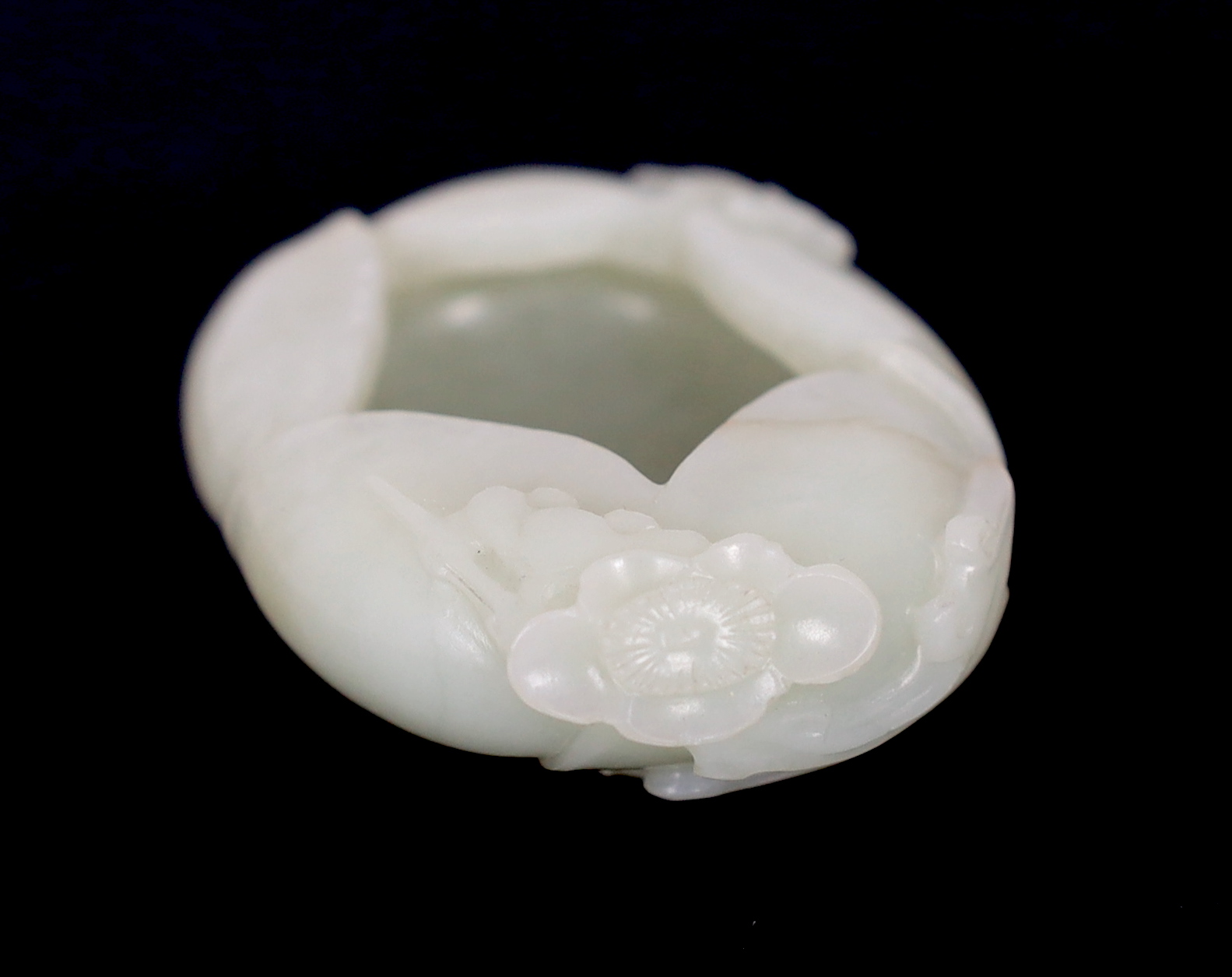 A Chinese pale celadon jade waterpot, 17th/18th century